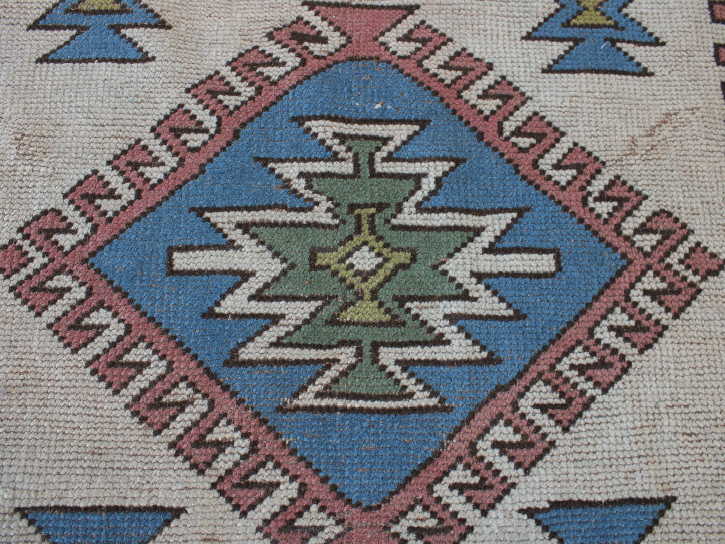 Vintage Oushak Rug - 3x4 ft Handmade Pink & White Oriental Area Rug