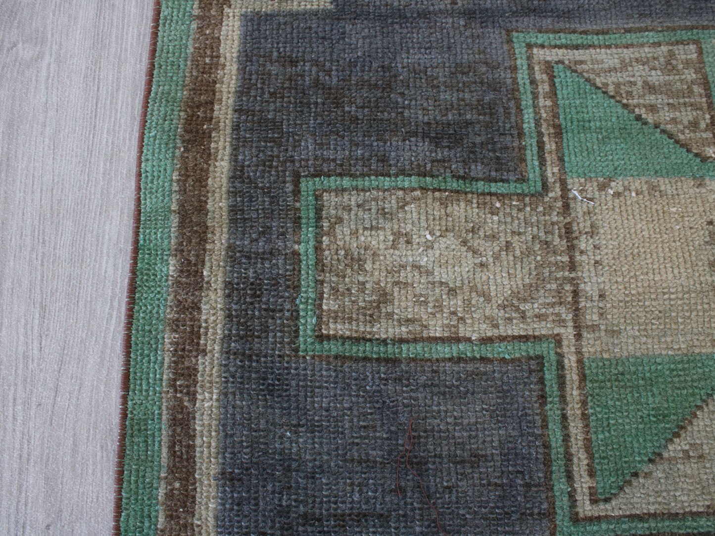 Handmade 3x10 Ft Vintage Oushak Runner Rug, Green Beige Oriental Wool Turkish Hallway Rug