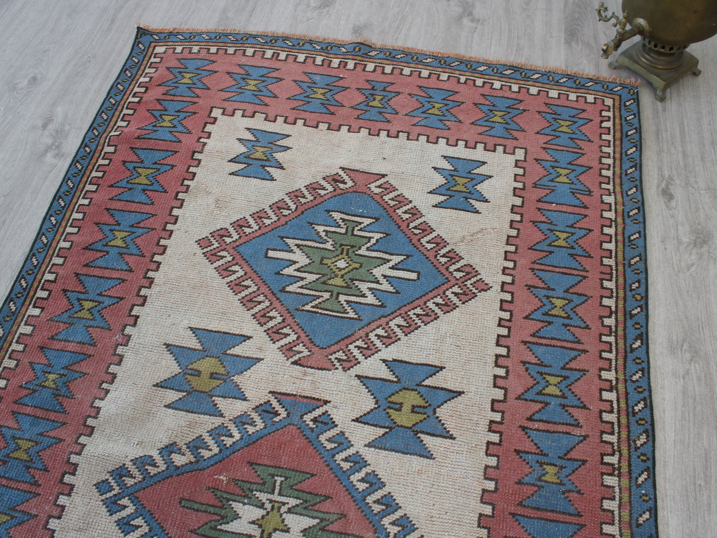 Vintage Oushak Rug - 3x4 ft Handmade Pink & White Oriental Area Rug