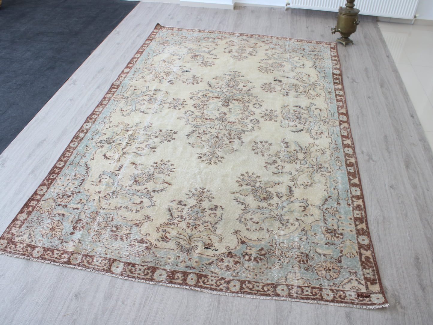 Vintage Turkish Oushak Rug – 6.7x10.5 ft | Handmade Wool Area Rug
