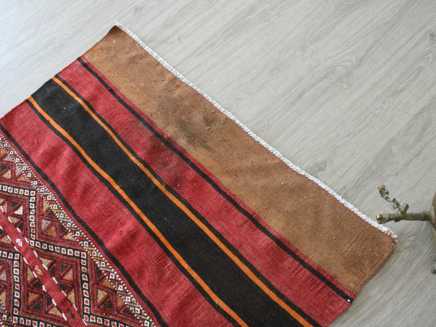4x4 Red Kilim Rug, Handmade Rug, Oriental Rug, Wool Rug, Antique Rug, Entryway Rug, Traditional Rug, Home Decor Rug, Washable Rug, Kitchen